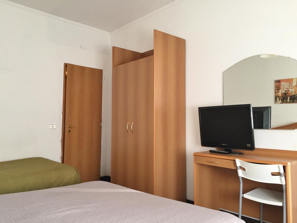 Hotel Ambra ミラノ エクステリア 写真