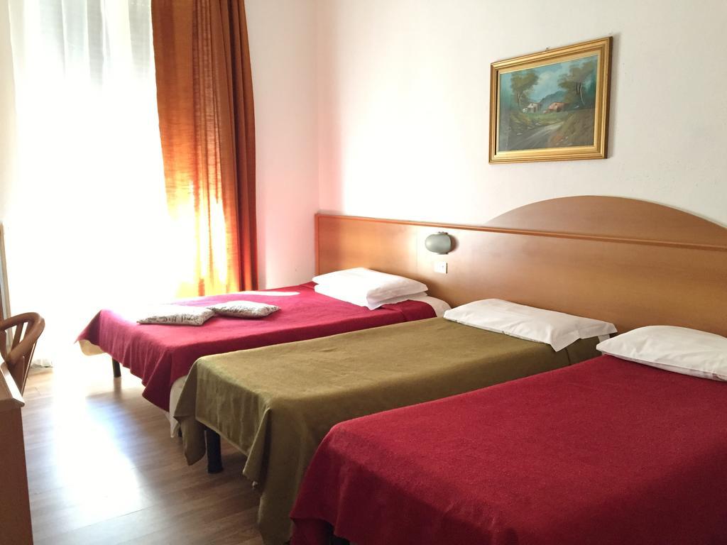 Hotel Ambra ミラノ エクステリア 写真